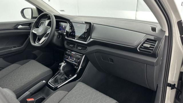 Volkswagen T-Cross image 4