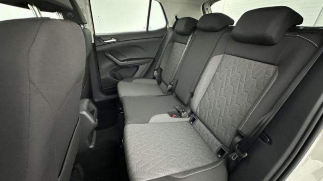 Volkswagen T-Cross image 1