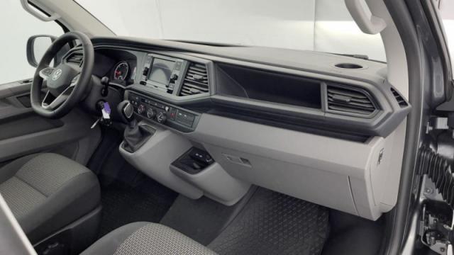 Volkswagen Transporter image 4