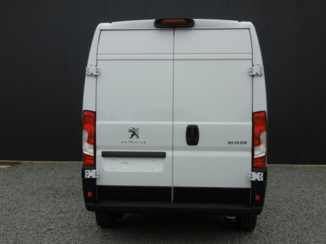 Peugeot Boxer image 3