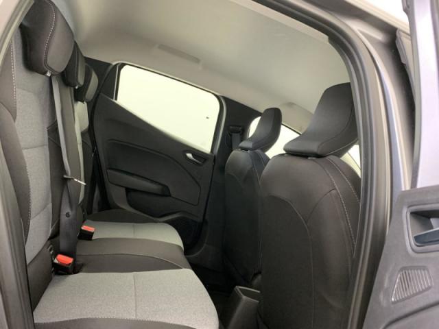 Renault Clio image 2