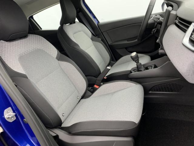 Renault Clio image 8