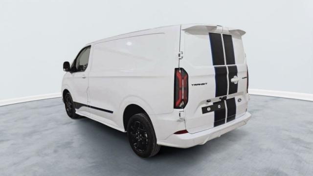 Ford Transit image 2