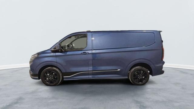 Ford Transit image 2
