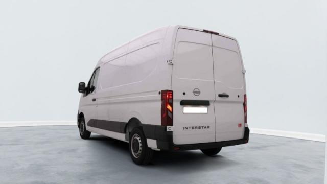 Nissan Interstar image 9