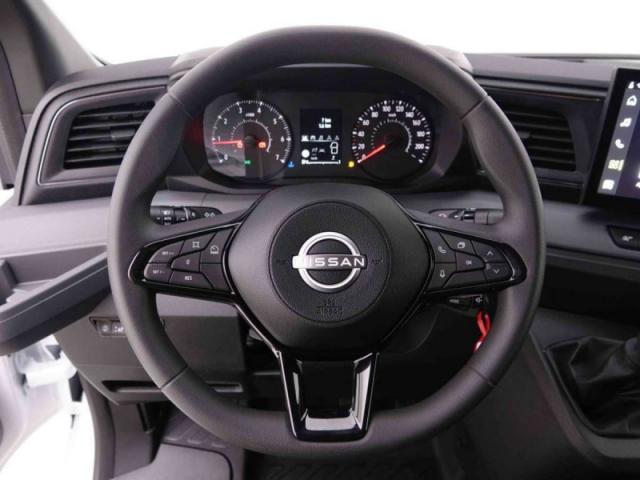Nissan Interstar image 2
