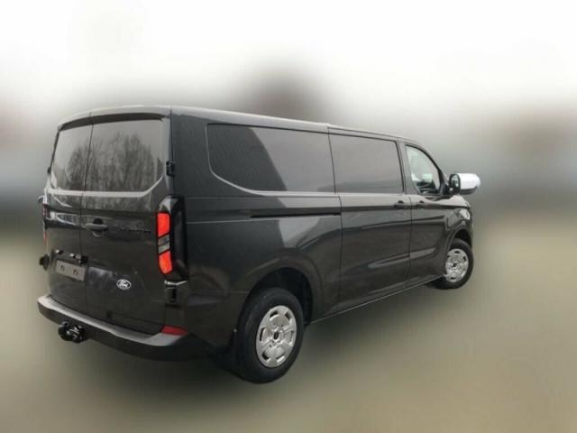Ford Transit image 5