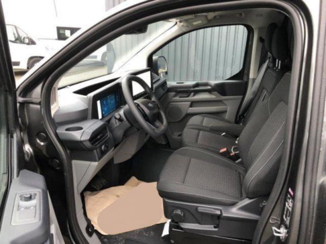 Ford Transit image 8
