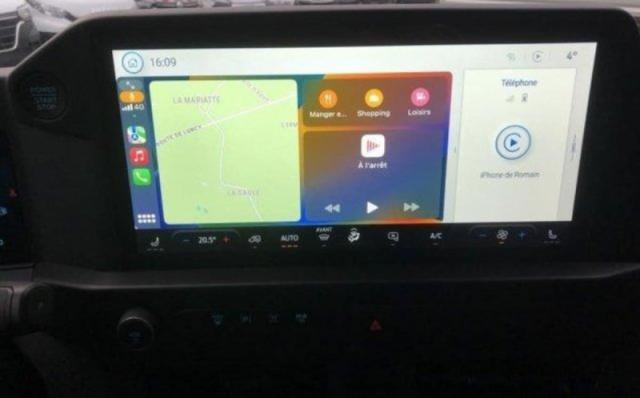 Ford Transit image 2