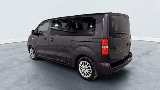 Peugeot Traveller image 6