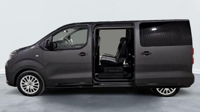 Peugeot Traveller image 3