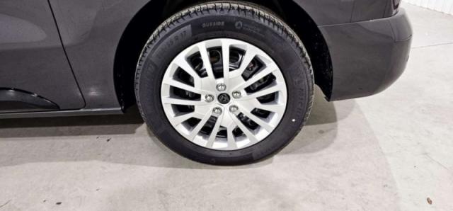 Peugeot Traveller image 7