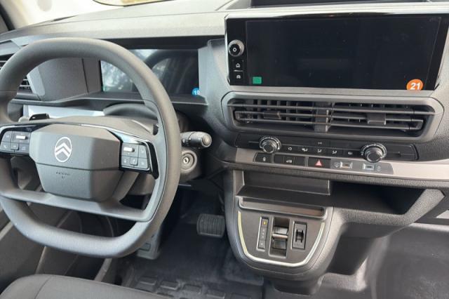 Citroen Jumpy image 6