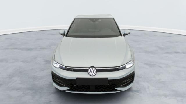 Volkswagen Golf image 6