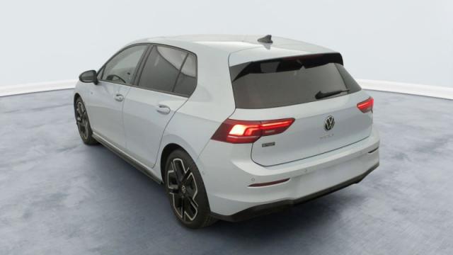Volkswagen Golf image 1