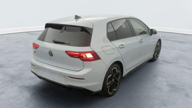 Volkswagen Golf image 7