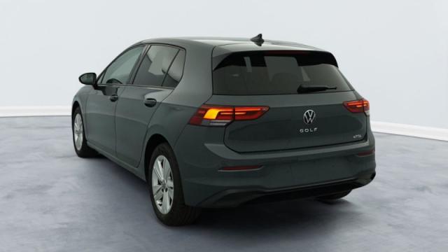 Volkswagen Golf image 4