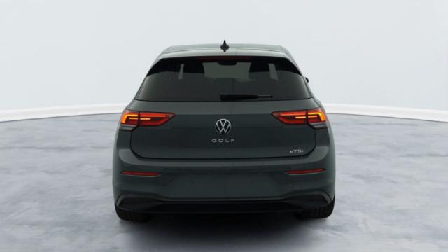 Volkswagen Golf image 1