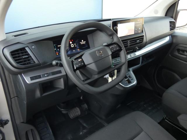 Citroen Jumpy image 3