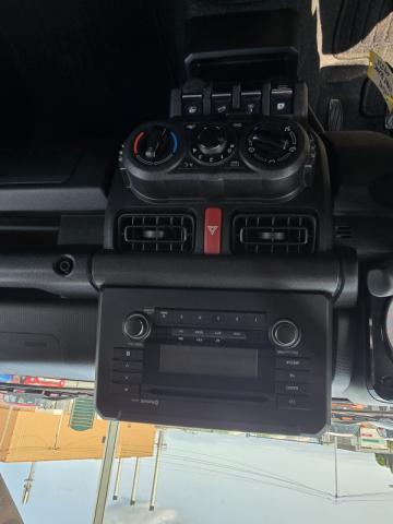 Suzuki Jimny image 2
