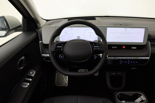 Hyundai Ioniq image 4
