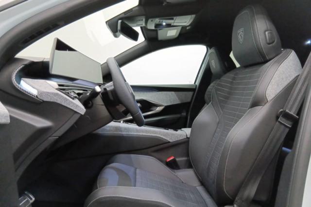 Peugeot 3008 image 9