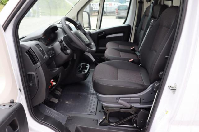 Peugeot Boxer image 3