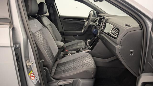 Volkswagen T-Roc image 9