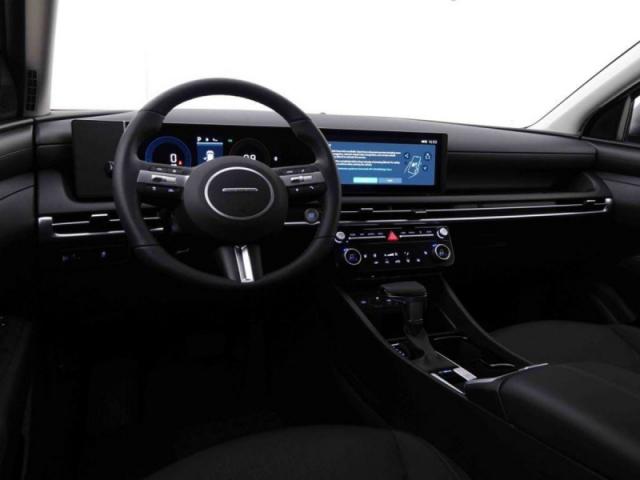 Hyundai Tucson image 3