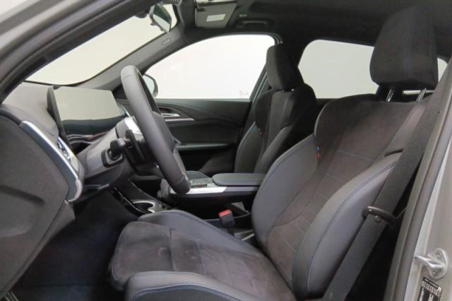 Bmw X1 image 2