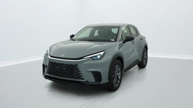 Lexus Lbx image 4
