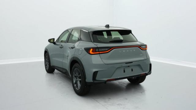 Lexus Lbx image 3