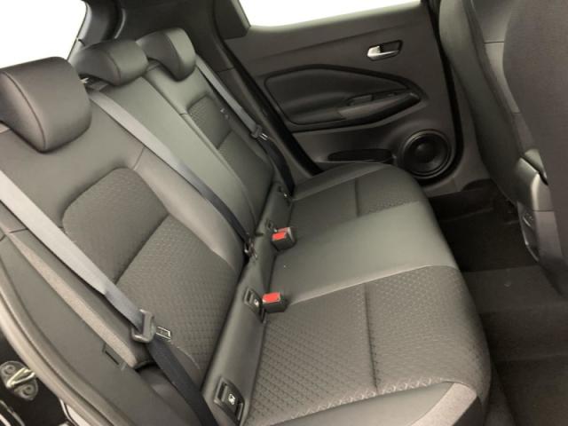 Nissan Juke image 8