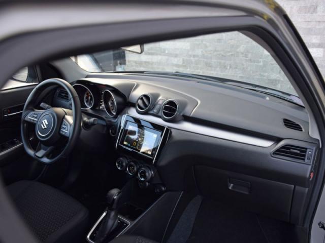 Suzuki Swift image 1