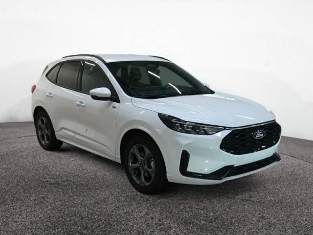 Ford Kuga image 2