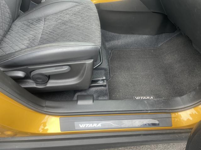 Suzuki Vitara image 9