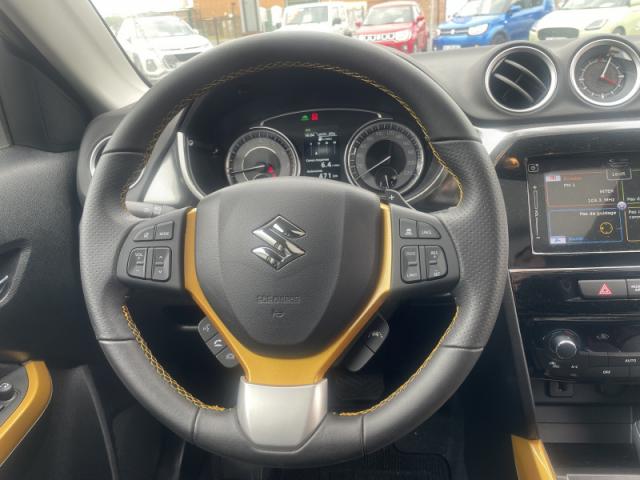 Suzuki Vitara image 1