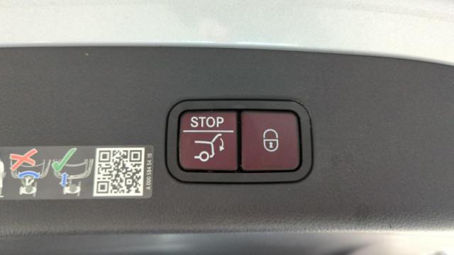 Mercedes Benz Glc image 9