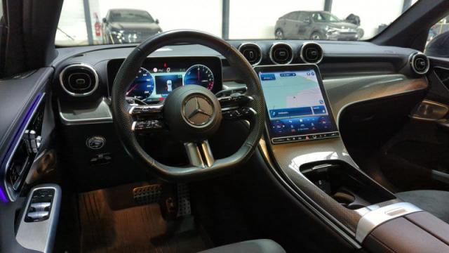 Mercedes Benz Glc image 3