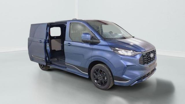 Ford Transit image 8