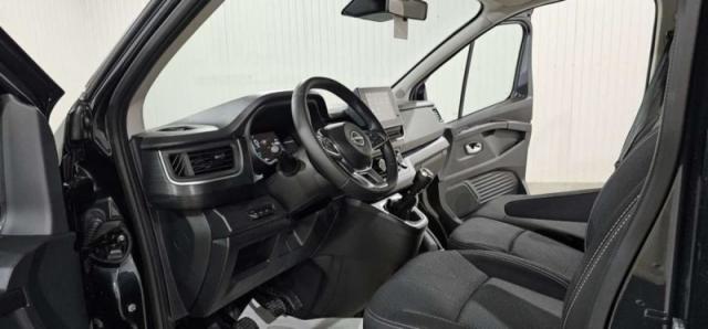 Nissan Primastar image 6