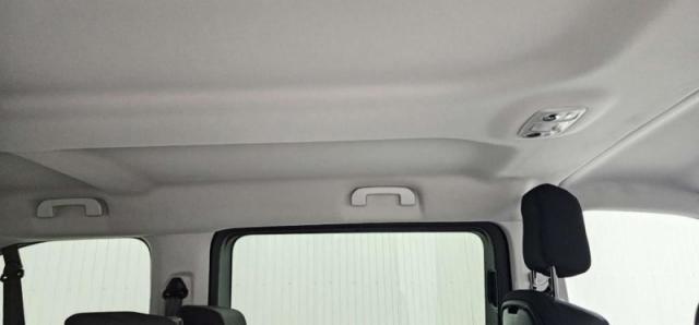 Peugeot Traveller image 9