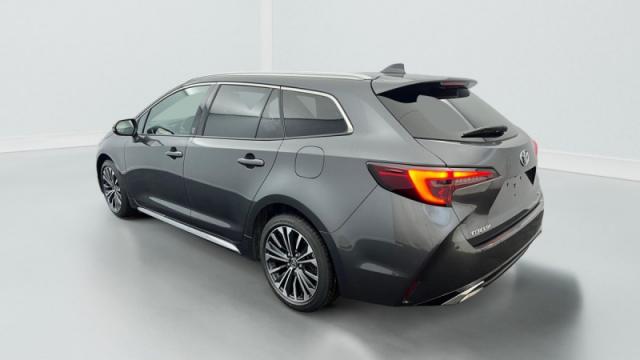 Toyota Corolla Touring Sports image 8