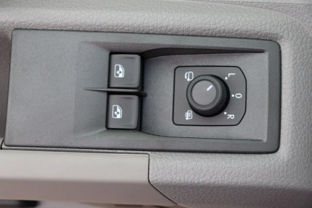Volkswagen Crafter image 8