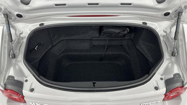 Mazda Mx-5 image 1