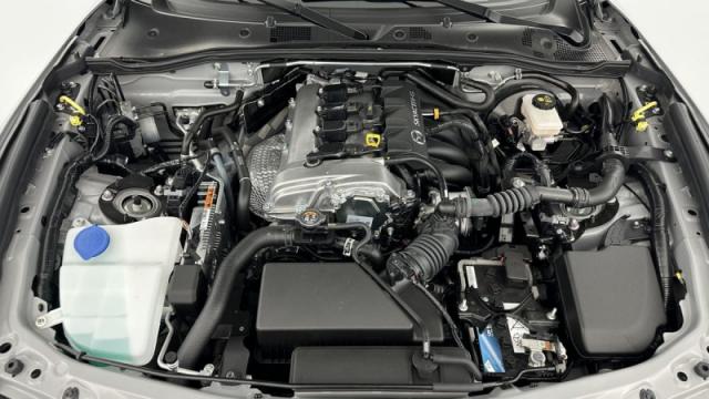 Mazda Mx-5 image 4