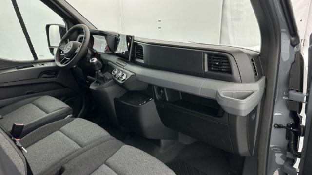 Nissan Interstar image 4