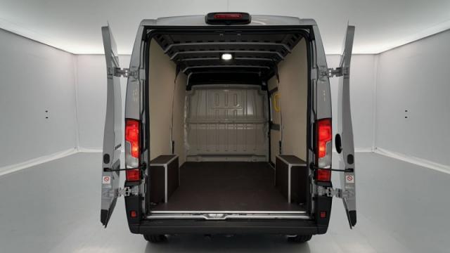 Peugeot Boxer image 9