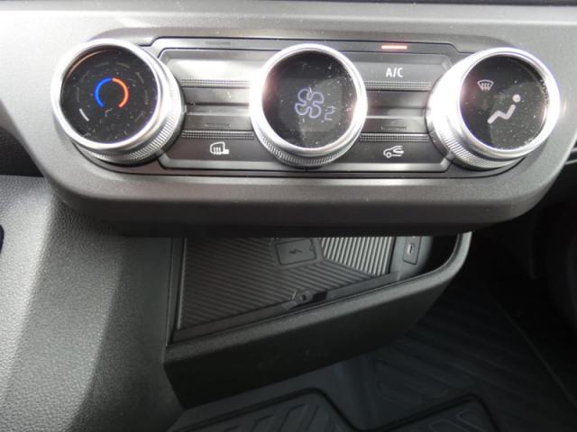 Renault Master image 1