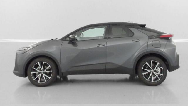 Toyota C-Hr image 9